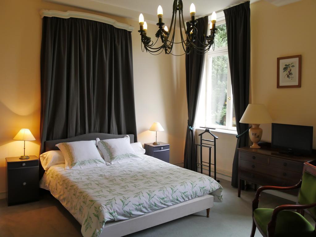 Chambres D'Hotes Chateau De Courcelette Hem 部屋 写真